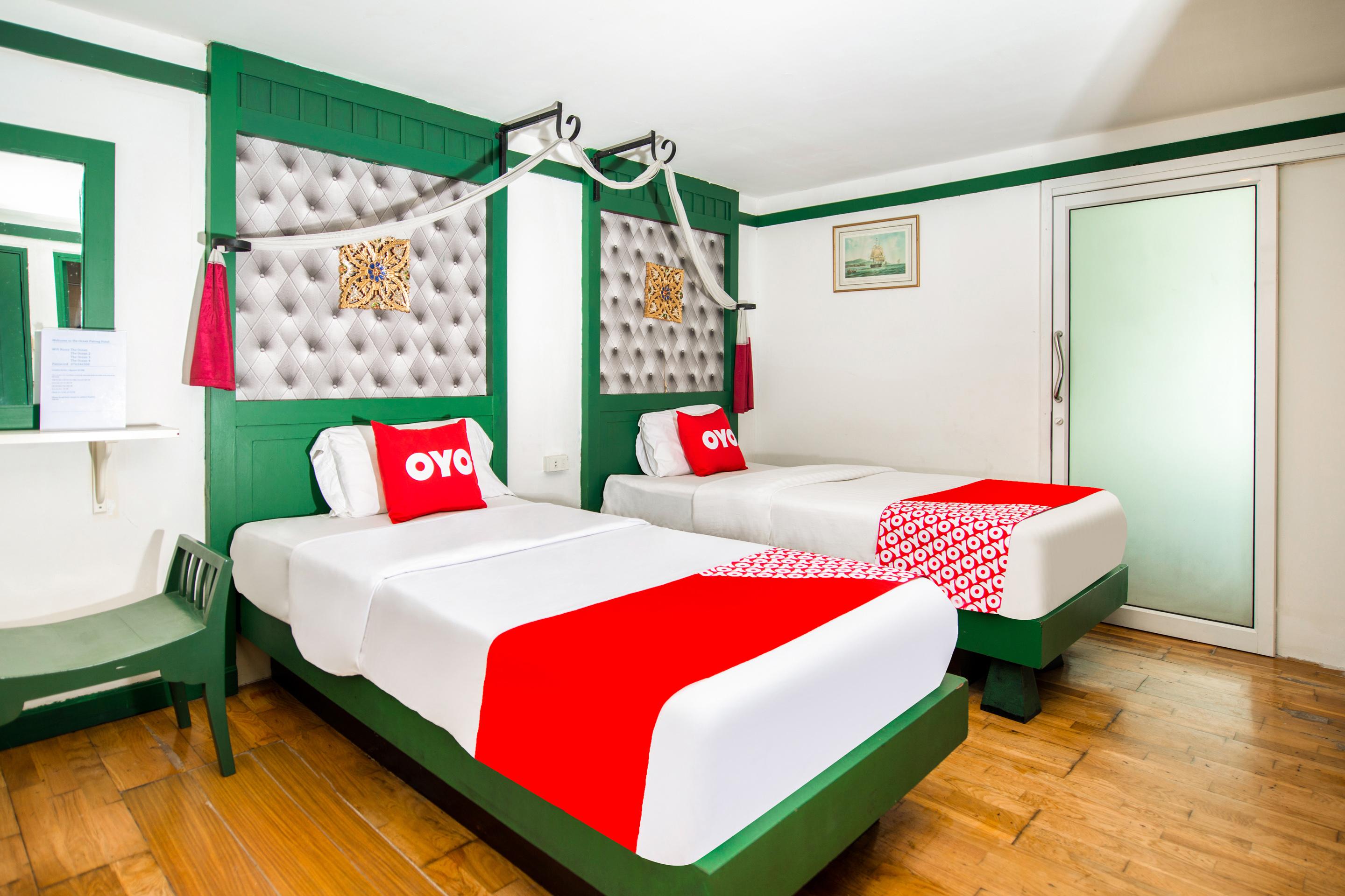 Oyo 255 The Ocean Hotel Patong Exterior photo