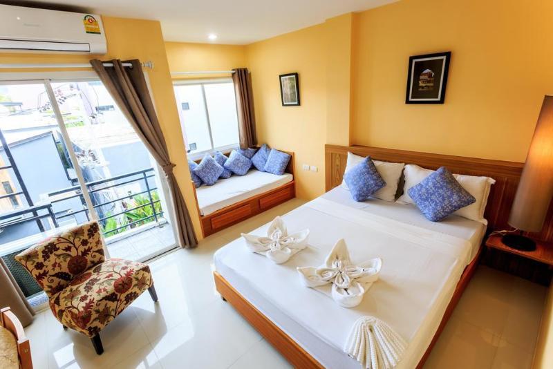 Oyo 255 The Ocean Hotel Patong Exterior photo