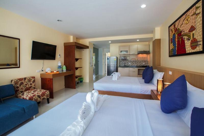 Oyo 255 The Ocean Hotel Patong Exterior photo